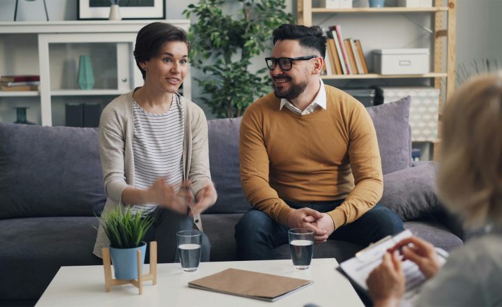 couples-counseling-neutral-room-steady-guide
